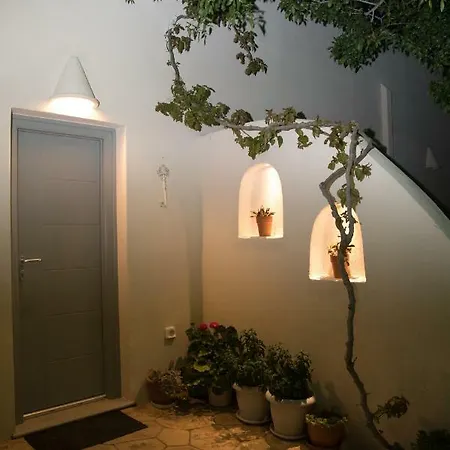 Kamara Santorini Villa *